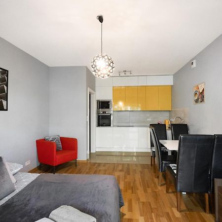 Clicktheflat Artistic Estate Apartment Варшава Экстерьер фото